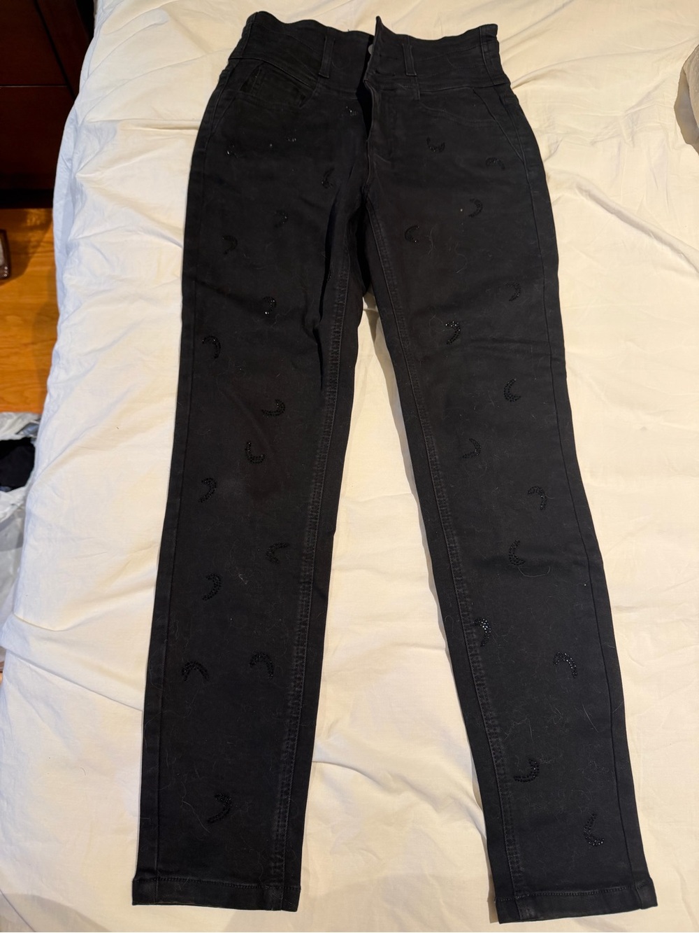 Black High-Waist Women's Jeans with tiny moons embroidered